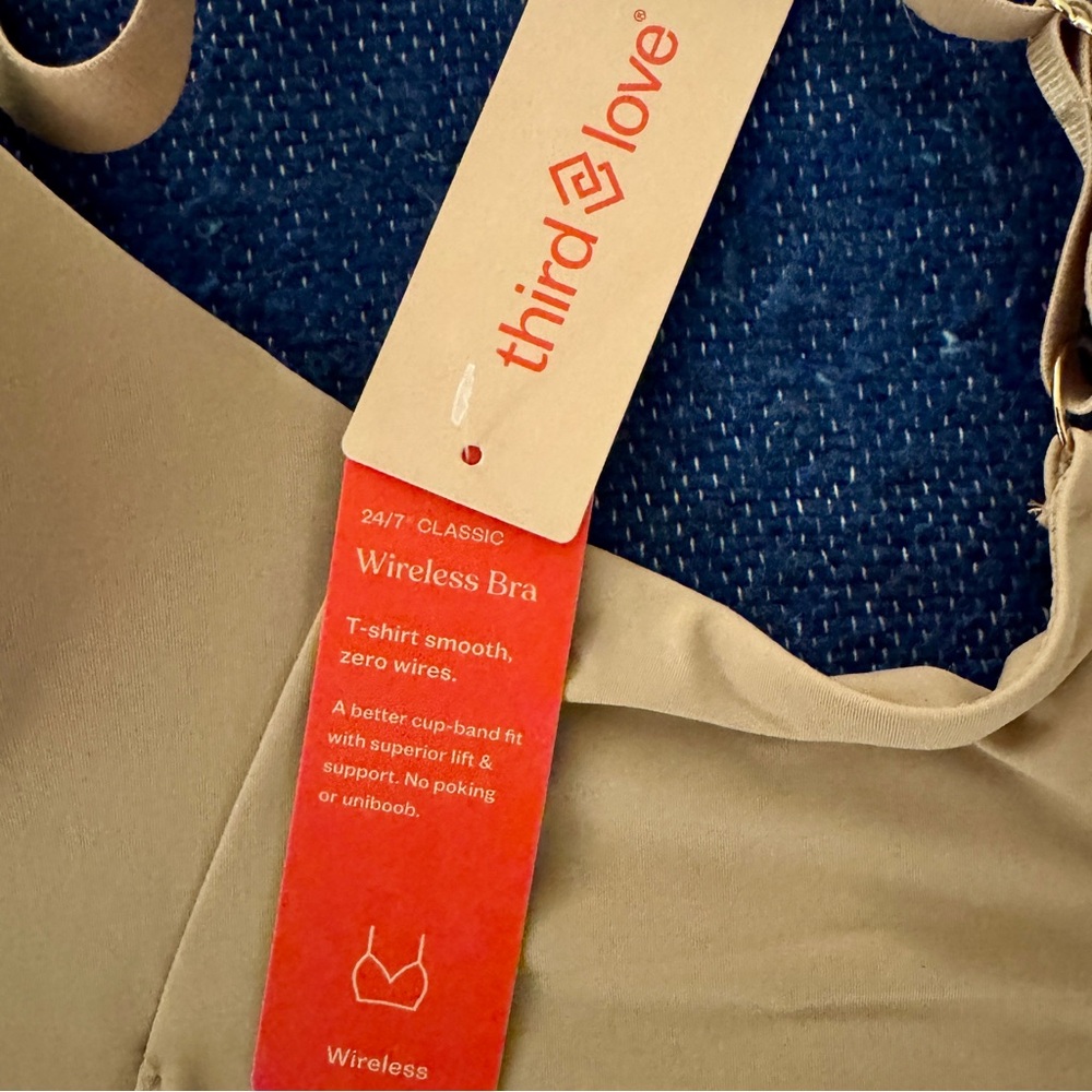 ThirdLove 24/7 Classic Wireless Bra - Picture 4 of 5